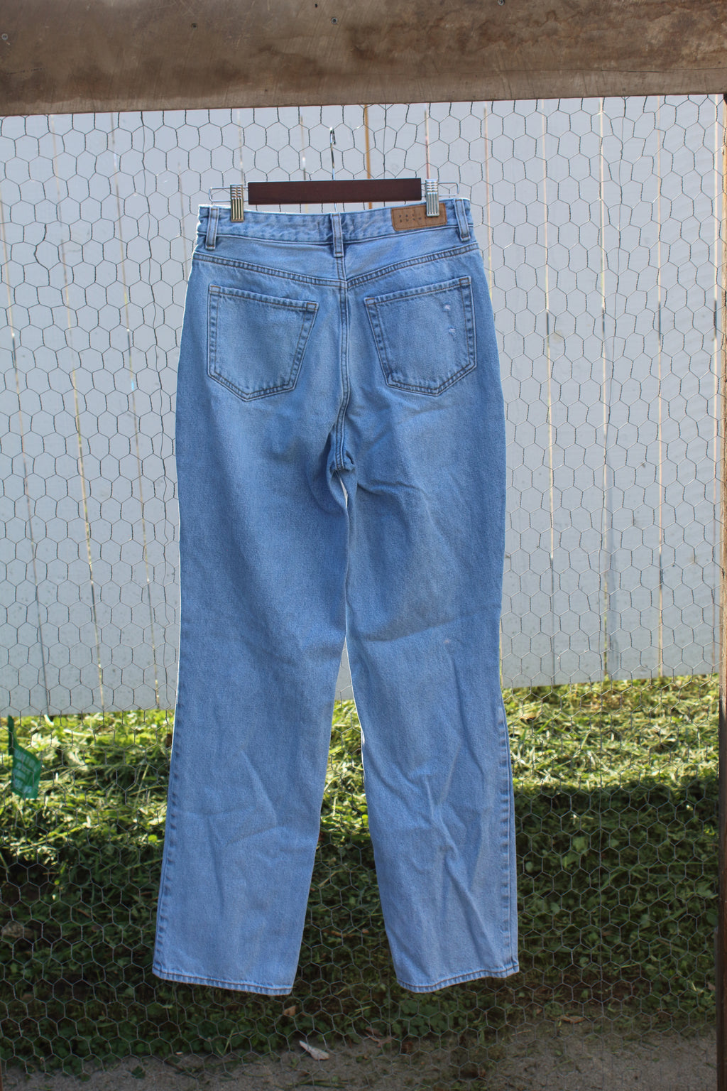 Dusty Trail Distressed Jeans