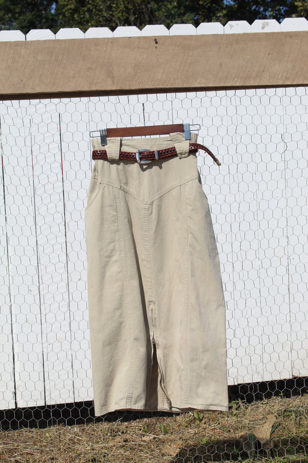 Cimarron Zip Midi & Vintage Leather Belt