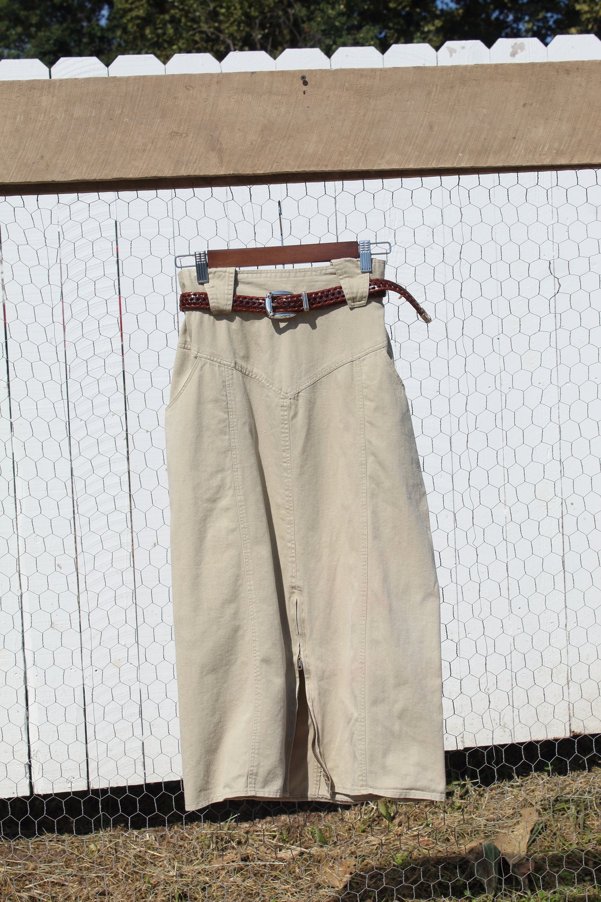 Cimarron Zip Midi & Vintage Leather Belt